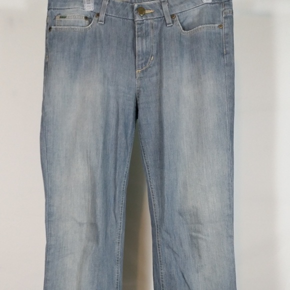 Joe's Jeans Denim - medium Charlie Wash boot cut denim jeans ladies 29